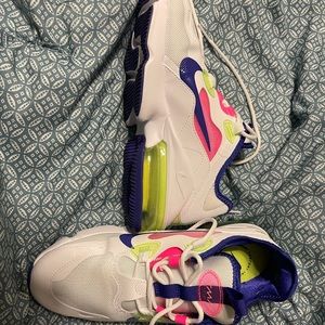 Nike Air Max infinity 2 women’s 6.5